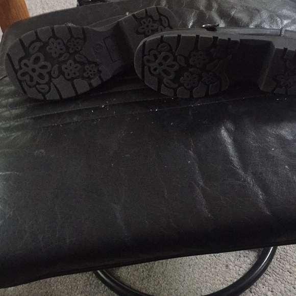 Shoes - Picture 2 of 2